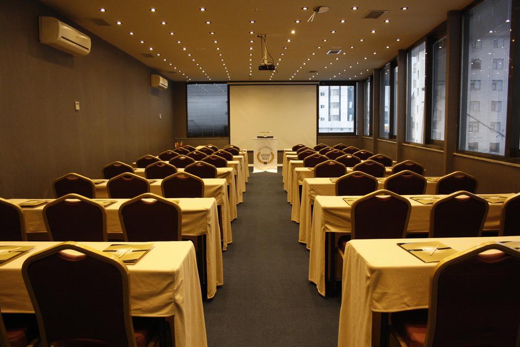 Atasehir Palace Hotel & Conference اسطنبول المظهر الخارجي الصورة