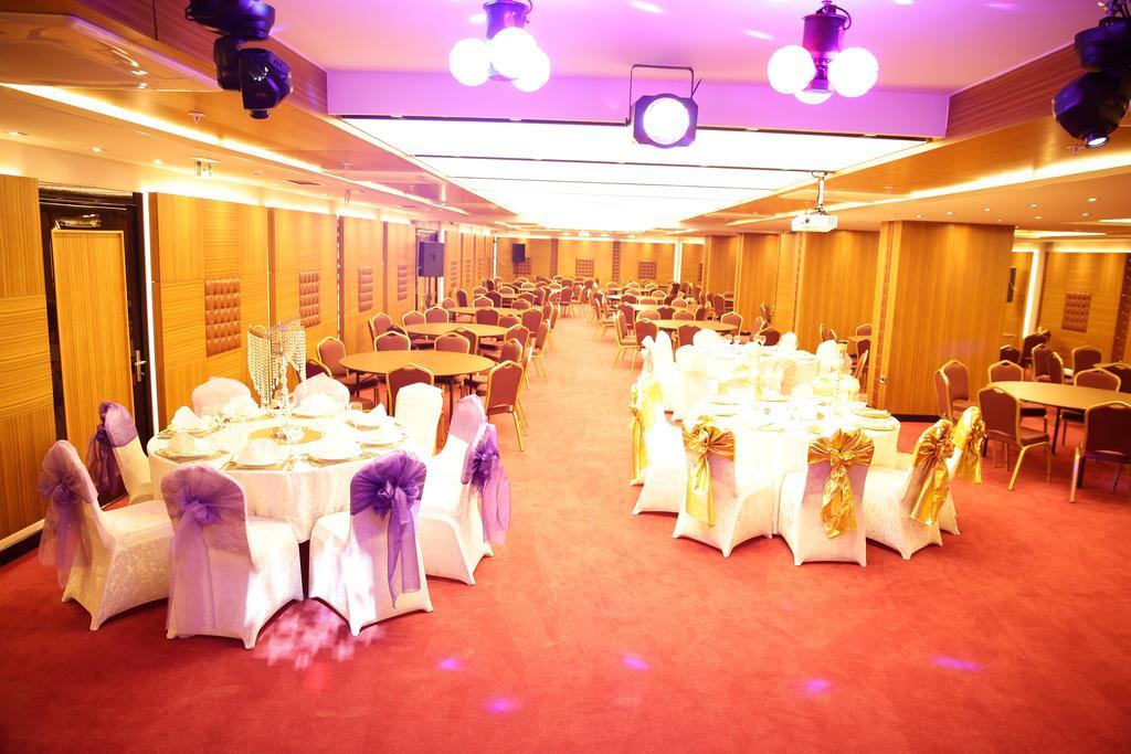 Atasehir Palace Hotel & Conference اسطنبول المظهر الخارجي الصورة