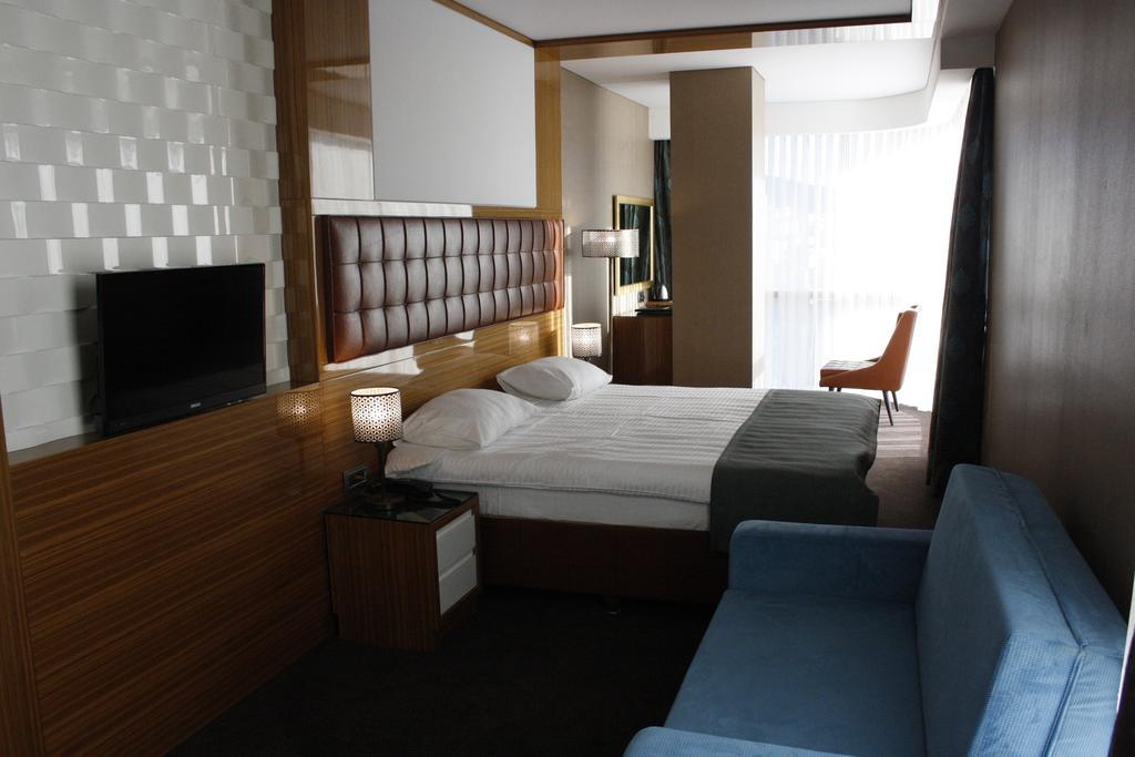 Atasehir Palace Hotel & Conference اسطنبول المظهر الخارجي الصورة